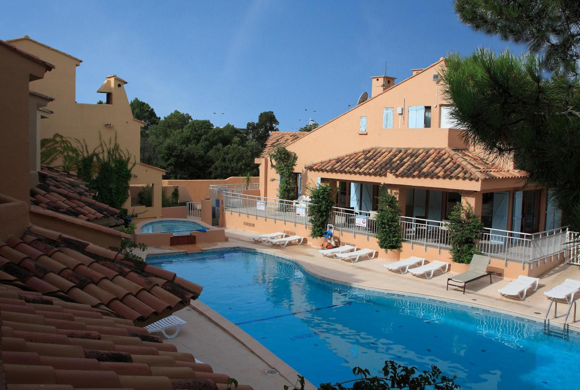 Residence Lago Verde Porto-Vecchio  Exteriör bild